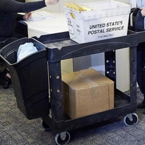 Cubo de Desechos 30 Litros Negro para Carro de Servicio Rubbermaid FG335388BLA_2