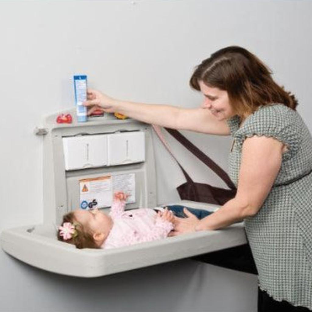 Cambiador de Pañales Horizontal Rubbermaid FG781888LPLAT Con Papelera 6 litros Incluida_4
